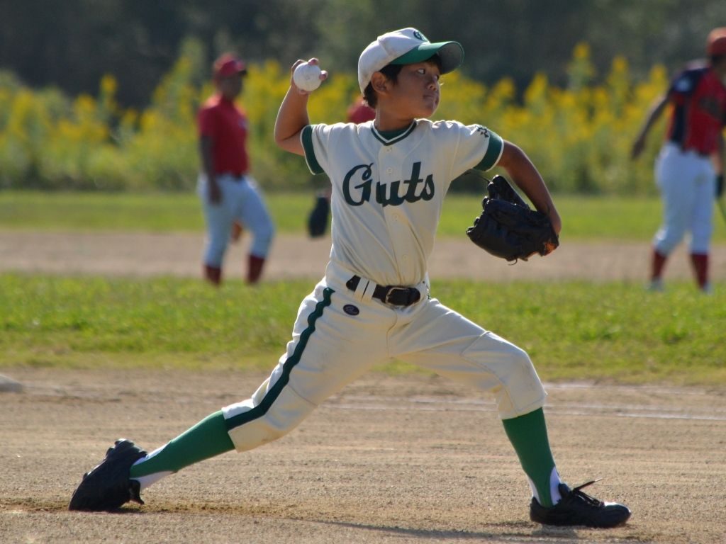 少年野球ピッチングフォーム再検証：ザトペック（低重心）投法の是非